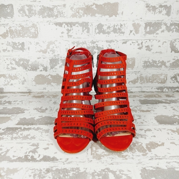 Vince Camuto Women's Red Cage Strap Back Zip Kandace Heels Shoes V315 - Picture 3 of 11